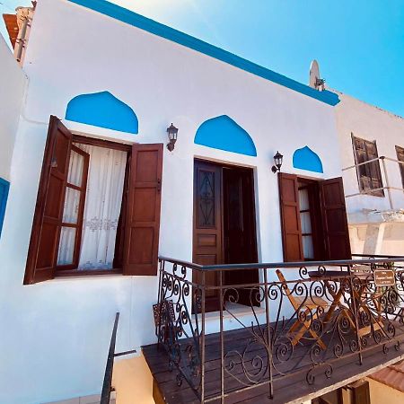 Villa Afroditi Chalki Town 外观 照片
