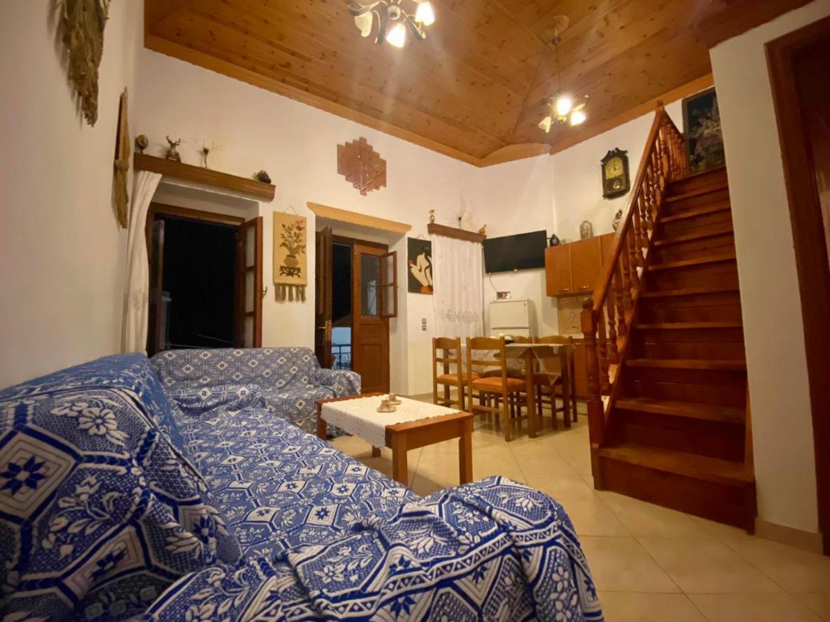 Villa Afroditi Chalki Town 外观 照片