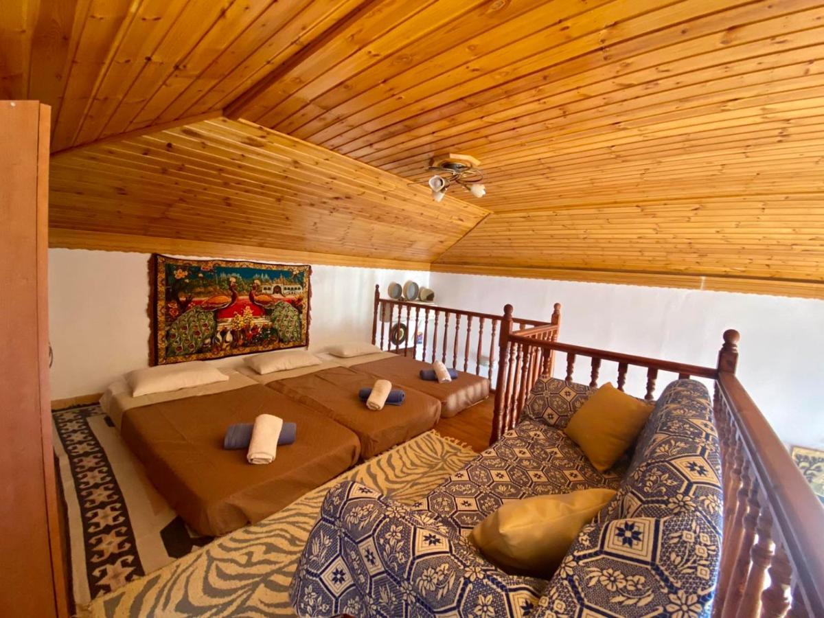 Villa Afroditi Chalki Town 外观 照片